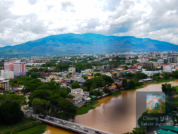 2 Bed Riverside Condominium for Rent