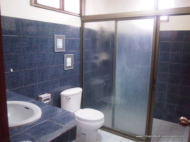 House for rent in Saraphi