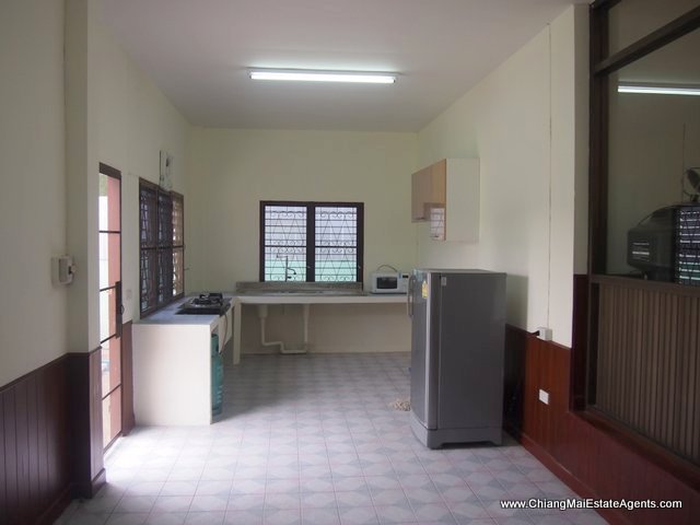 House for rent in Saraphi