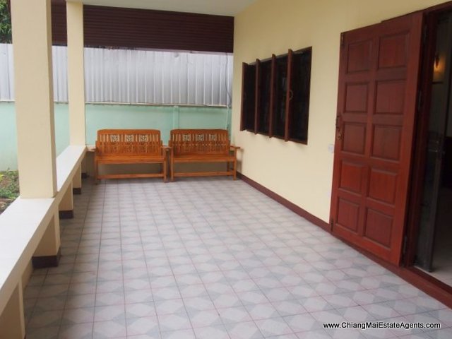 House for rent in Saraphi