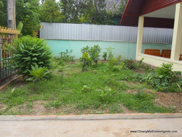 House for rent in Saraphi