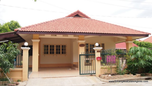 Bungalow for Rent in Moo Baan Rungarun