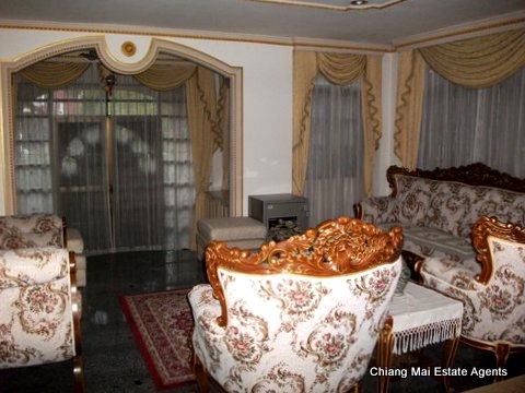 Luxurious 3 Bedroom House For Rent