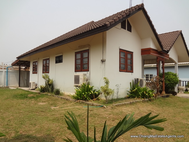 1 storey house for rent
