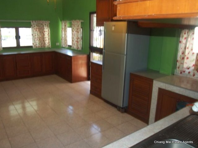 2 Story House For Rent in Mae Hia