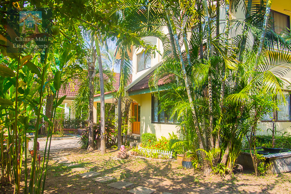 House For Rent In Nui Fun