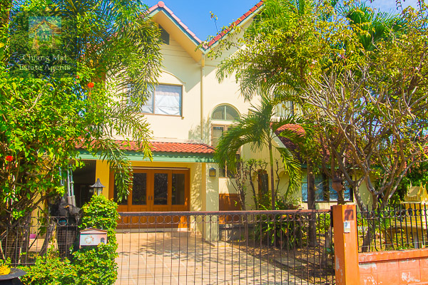 House For Rent In Nui Fun