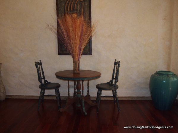 Beautiful Home with Pool For Rent