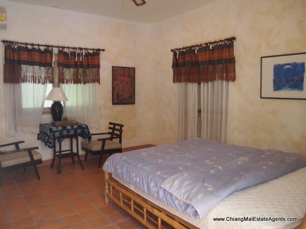 Beautiful Home with Pool For Rent