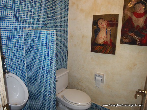Beautiful Home with Pool For Rent