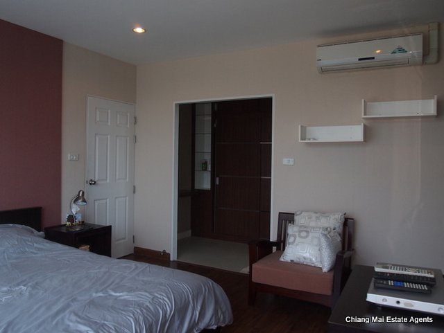 Very Nice 2 Bedroom Condo for Rent