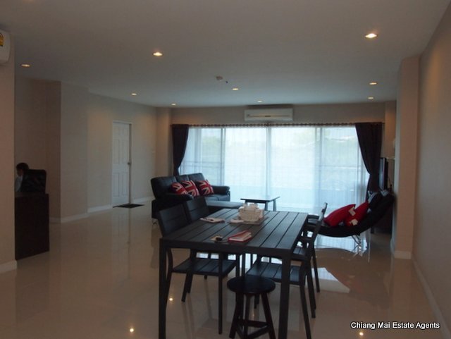 Very Nice 2 Bedroom Condo for Rent