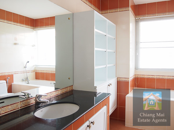 Comfortable 3/4 Bed Home for Rent