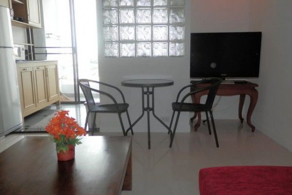 Stylish Condo on Thapae Road For Rent