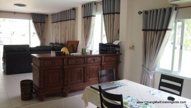 Beautiful Lakeside Home for Sale in Thippirom