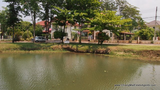 Beautiful Lakeside Home for Sale in Thippirom