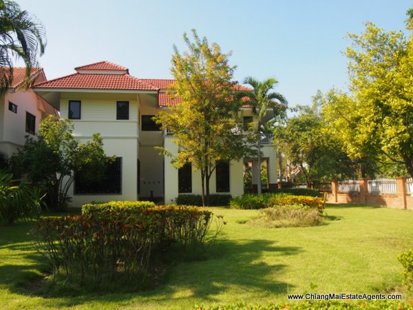 3 Bedroom Home in Moo Baan Lanna Thara