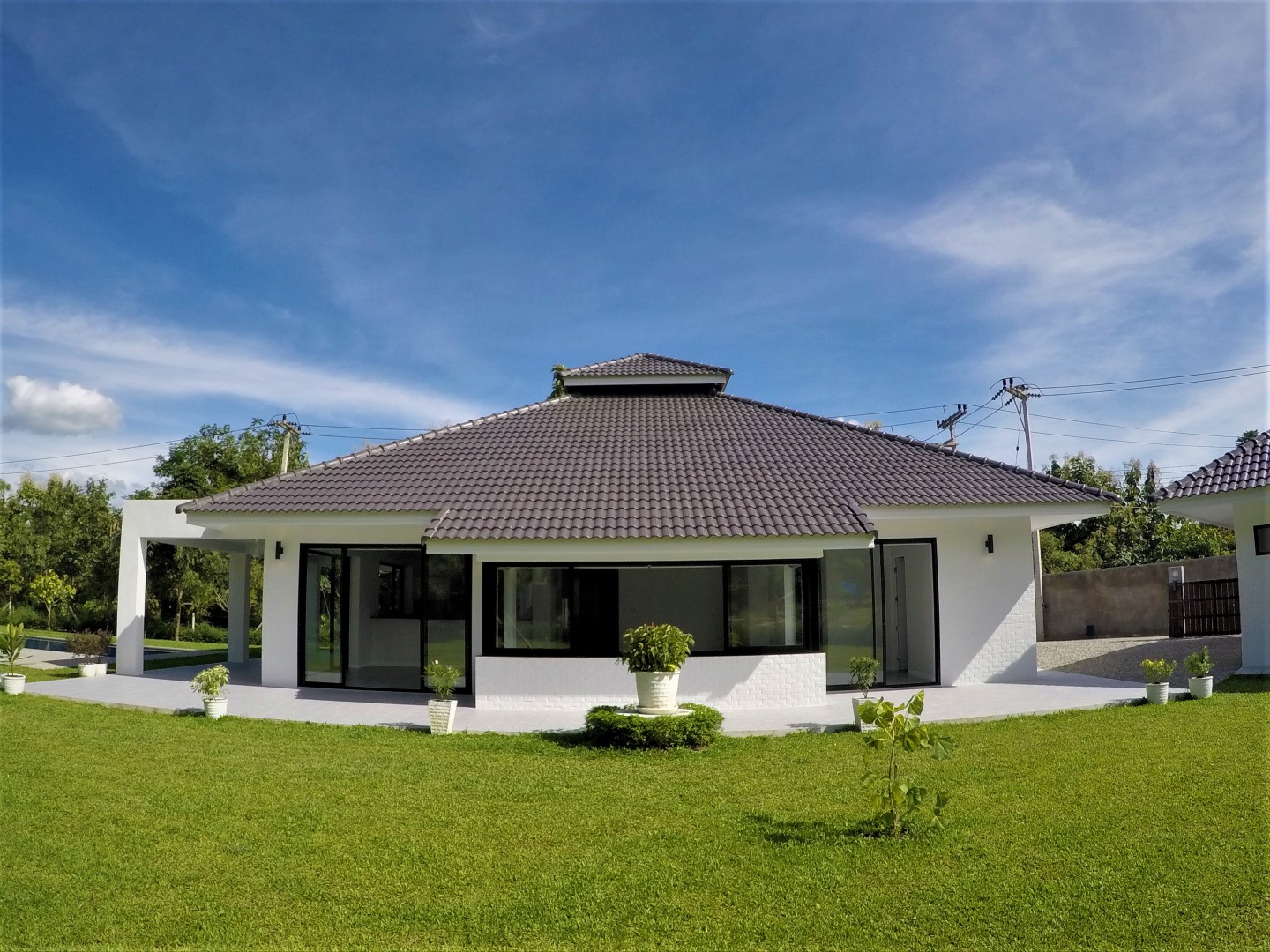 Single Story Home With Private Pool