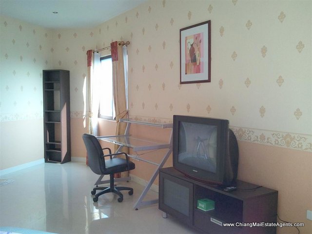 Riverside Condo with City View