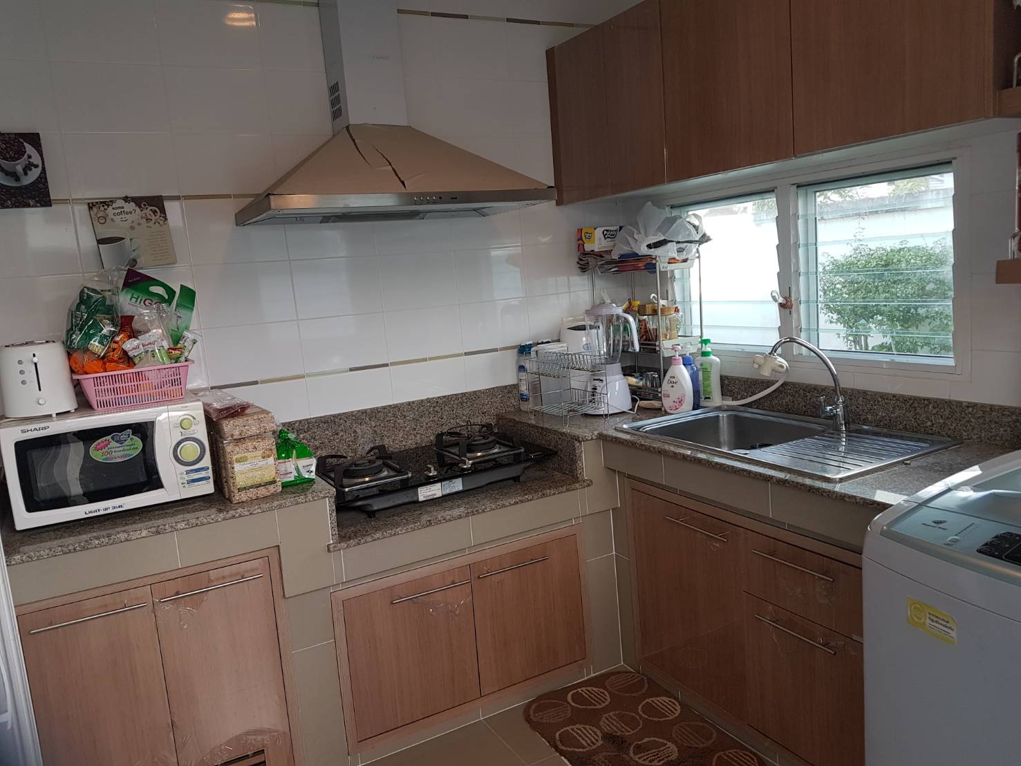 House for rent in Sriwalee Serene Lake