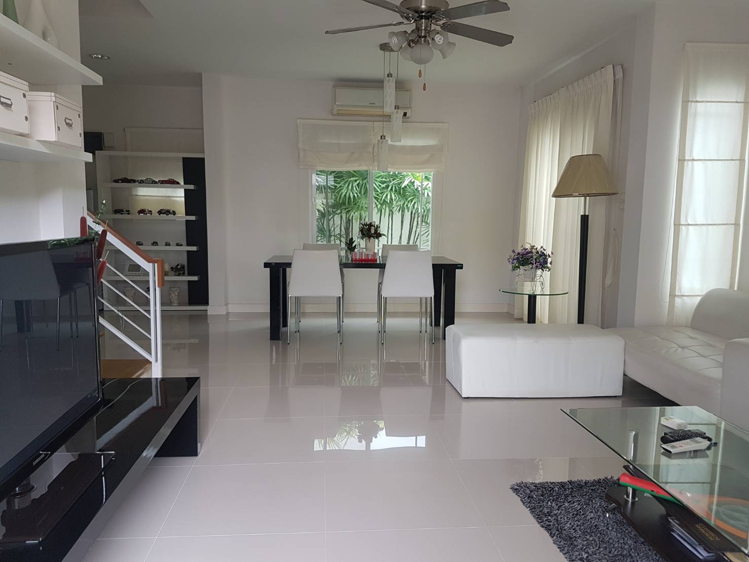 House for rent in Sriwalee Serene Lake