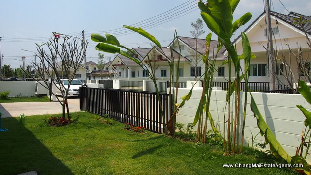 3 Bed, 2 Bth Bungalow For Rent