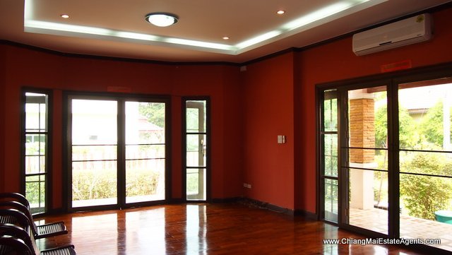 3 Bd, 2 Bth Home For Sale in Lakeview Resort