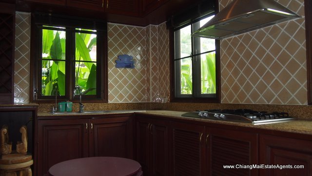 3 Bd, 2 Bth Home For Sale in Lakeview Resort