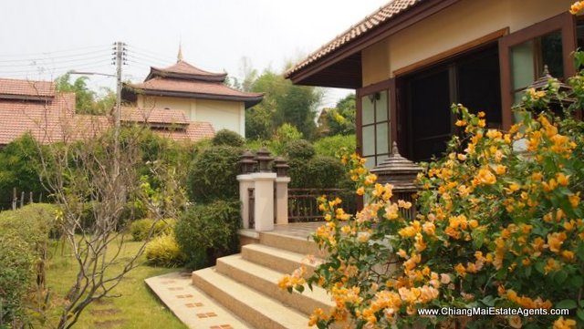 3 Bd, 2 Bth Home For Sale in Lakeview Resort
