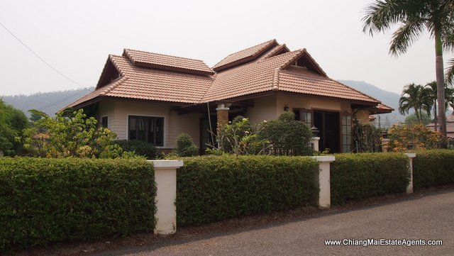 3 Bd, 2 Bth Home For Sale in Lakeview Resort
