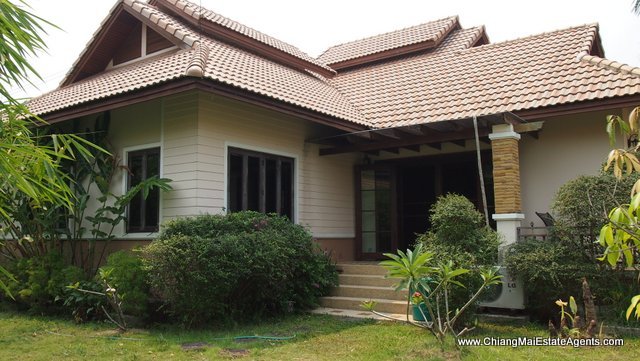 3 Bd, 2 Bth Home For Sale in Lakeview Resort