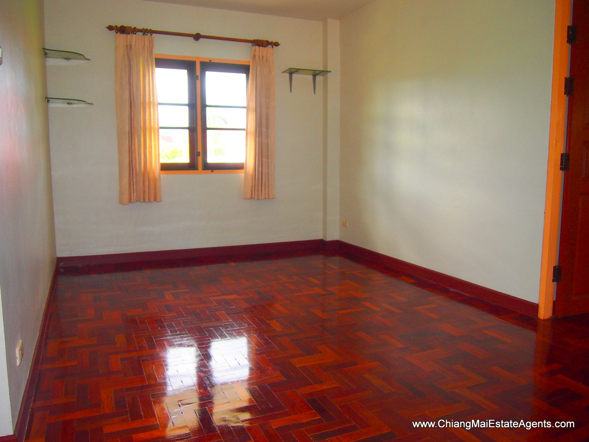 Five Bedroom Home for Sale Near Canal Road