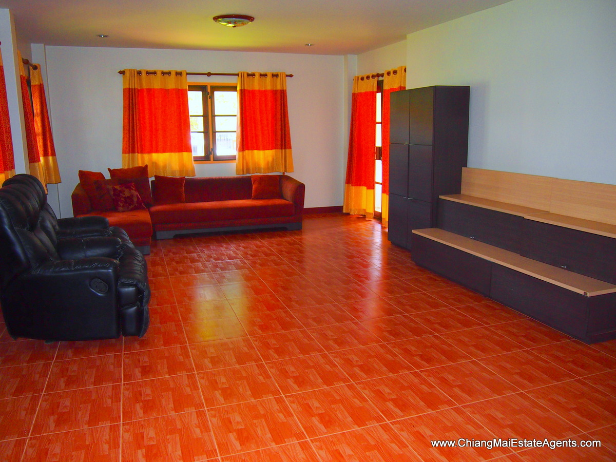 Five Bedroom Home for Sale Near Canal Road