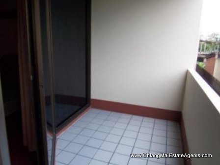 Studio Condo For Rent Near CMU