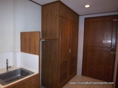 Studio Condo For Rent Near CMU