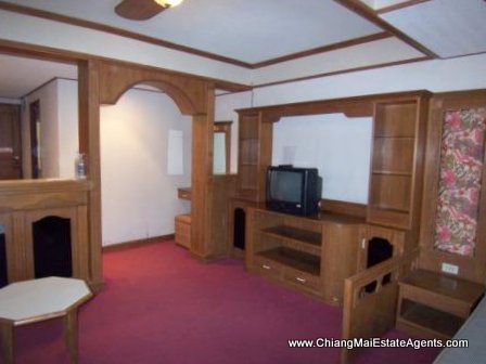 Studio Condo For Rent Near CMU