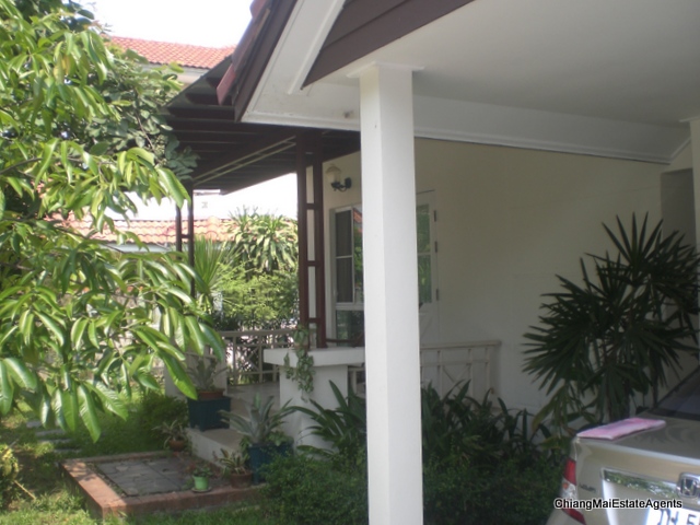 Very Comfortable 3 Bedroom/ 3 Bathroom Home for Rent in Sansai