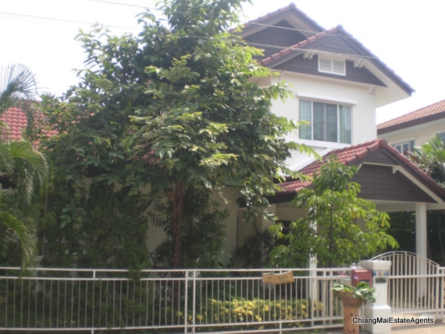 Very Comfortable 3 Bedroom/ 3 Bathroom Home for Rent in Sansai