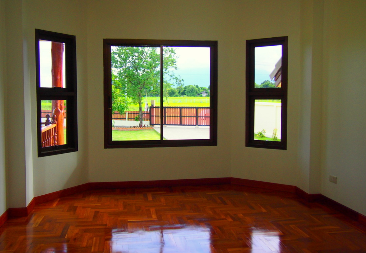 Beautiful New Home in Scenic Location