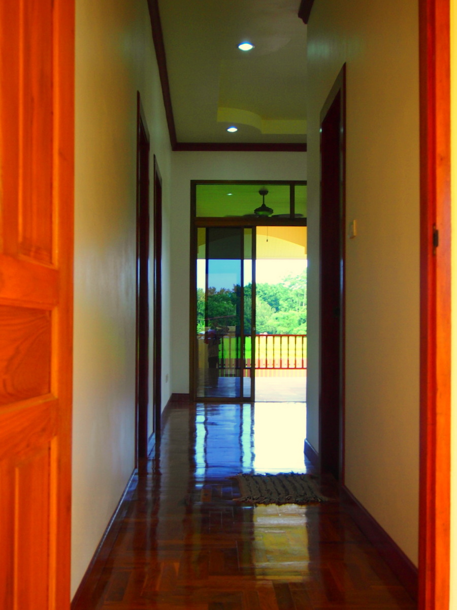 Beautiful New Home in Scenic Location