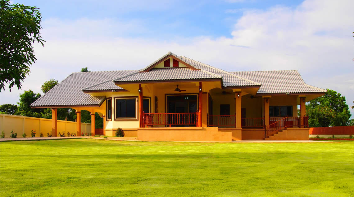Beautiful New Home in Scenic Location