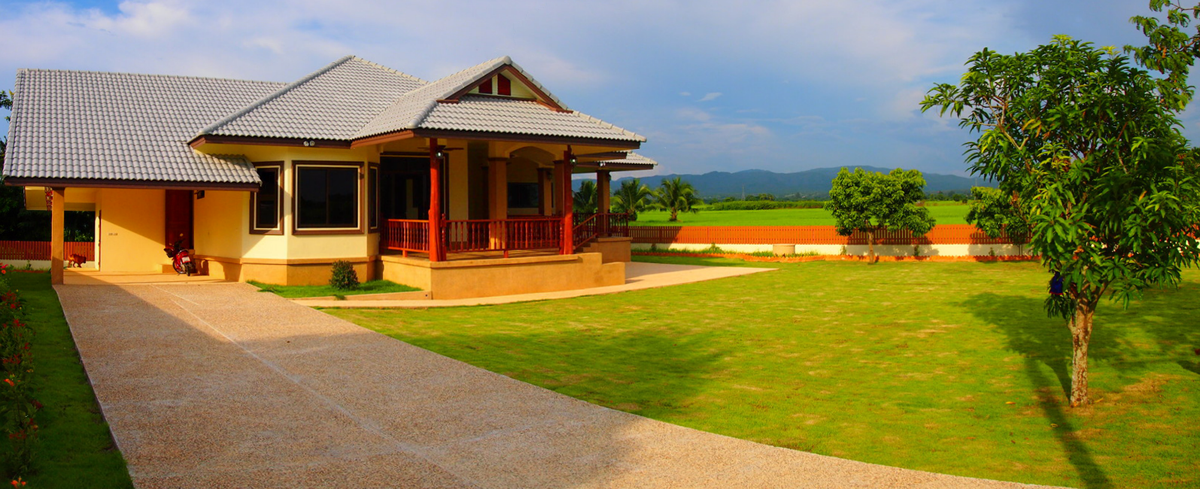 Beautiful New Home in Scenic Location