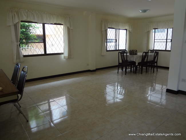 3bedrooms house for Rent