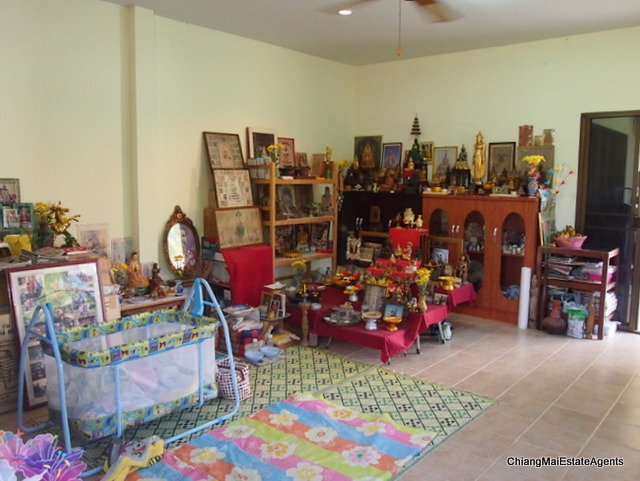 Remarkable 3 Bedroom Home for Sale with Office, Guestroom, and Private Pool