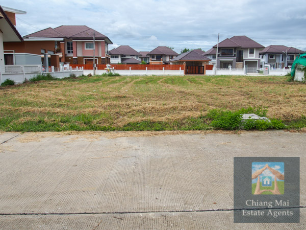 Double Plot Land For Sale in Koolpunt 9 - Land