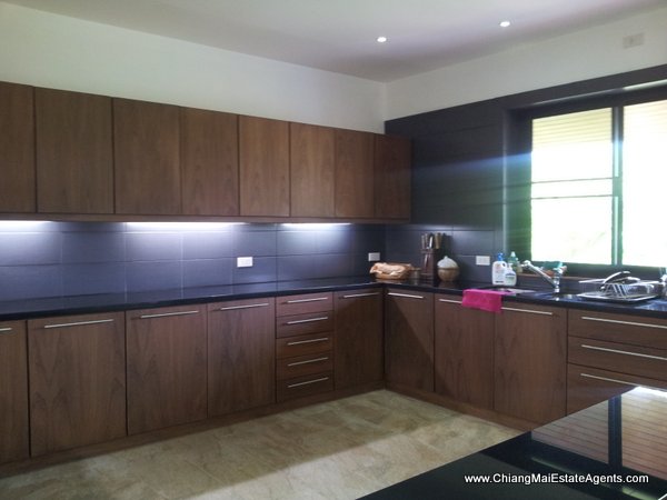 Luxury 4 Bedroom Home in Nam Phrae
