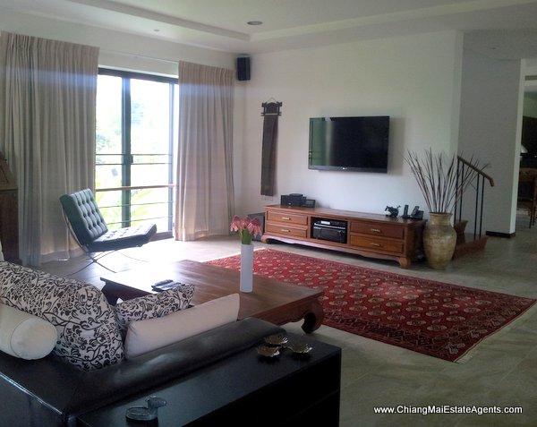 Luxury 4 Bedroom Home in Nam Phrae
