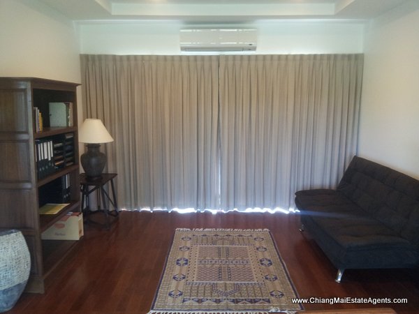 Luxury 4 Bedroom Home in Nam Phrae