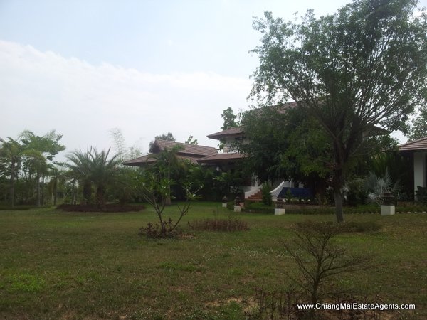 Luxury 4 Bedroom Home in Nam Phrae