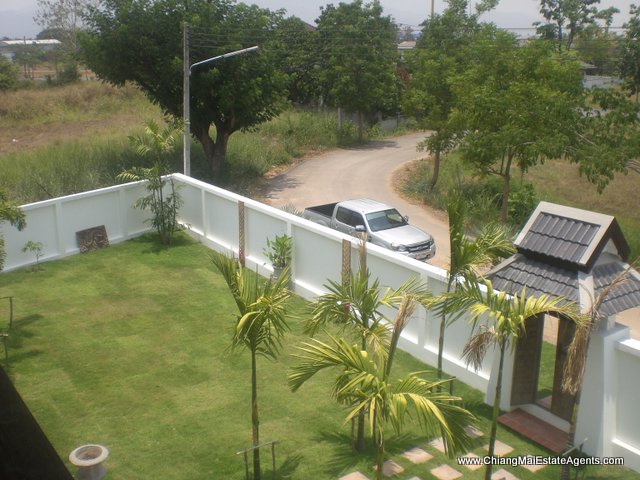 Colonial Style Home for Rent